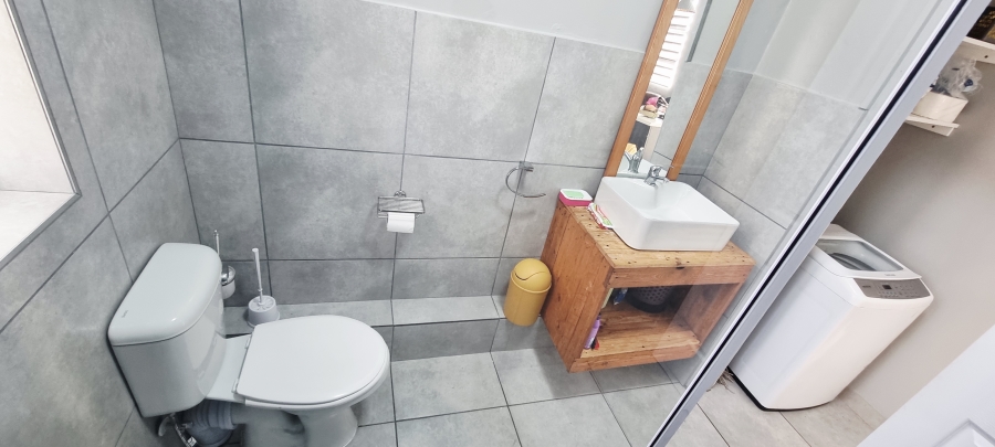 2 Bedroom Property for Sale in Collondale Eastern Cape